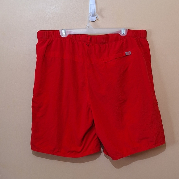 The North Face Red Shorts - Picture 7 of 8